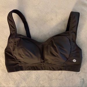Lululemon Ta Ta Tamer 34 D Black